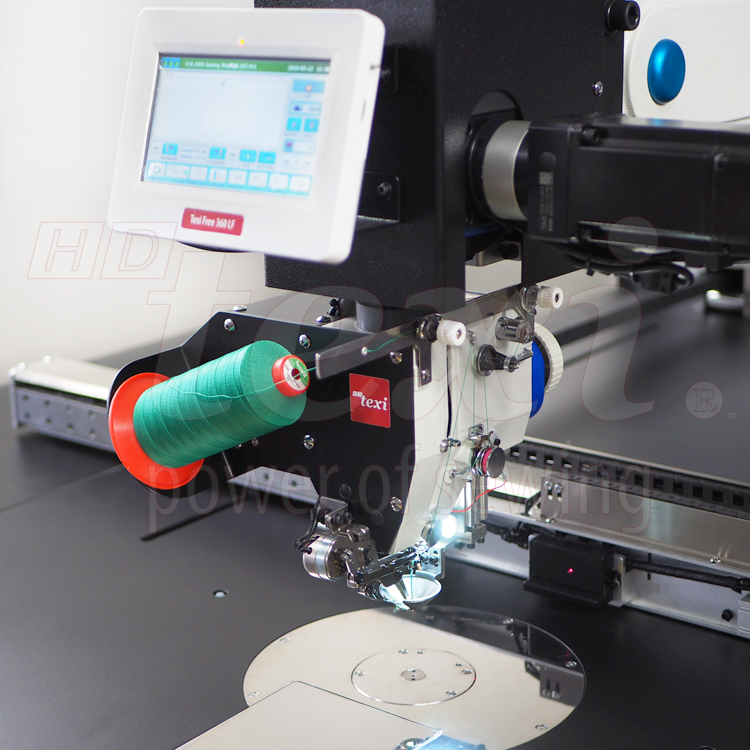 Průmyslový šicí automat TEXI FREE 360 LF 150X90 SET