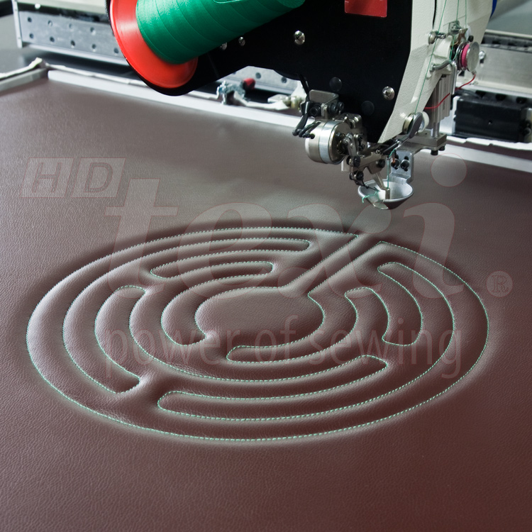 Průmyslový šicí automat TEXI FREE 360 LF 150X90 SET