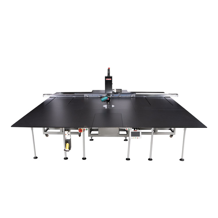 Průmyslový šicí automat TEXI FREE 360 XXLF 250X150 SET