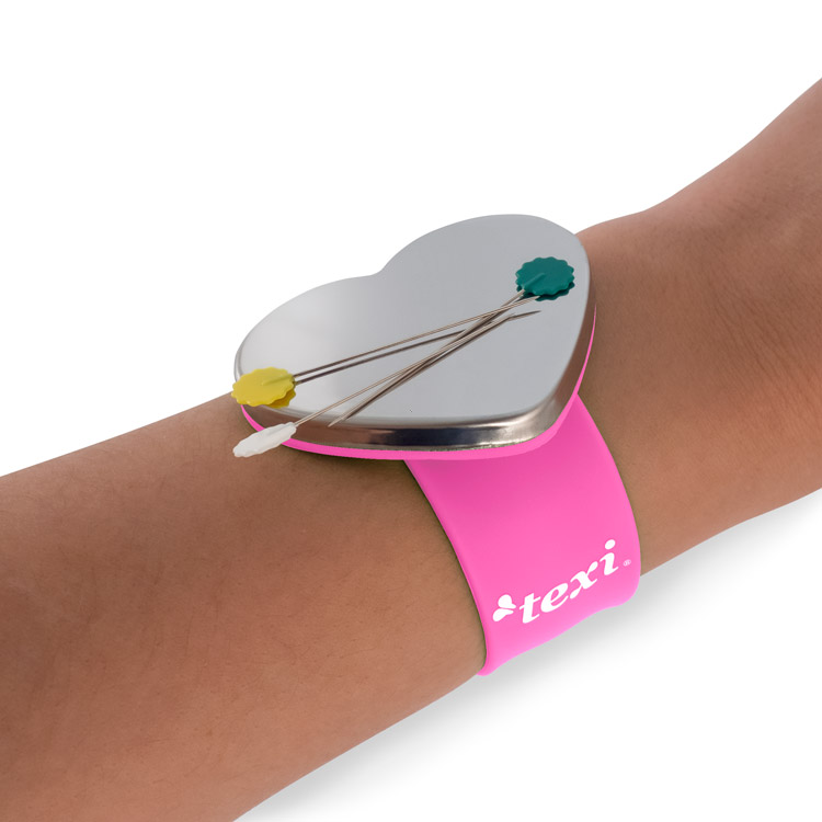 Magnetický jehelníček na ruku na špendlíky, jehly, růžová TEXI LOVE PINK