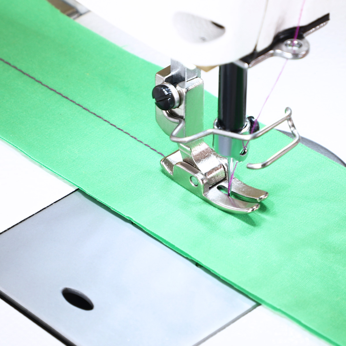 Průmyslový šicí stroj, jehelní podávání TEXI TRONIC 7F NF PREMIUM EX